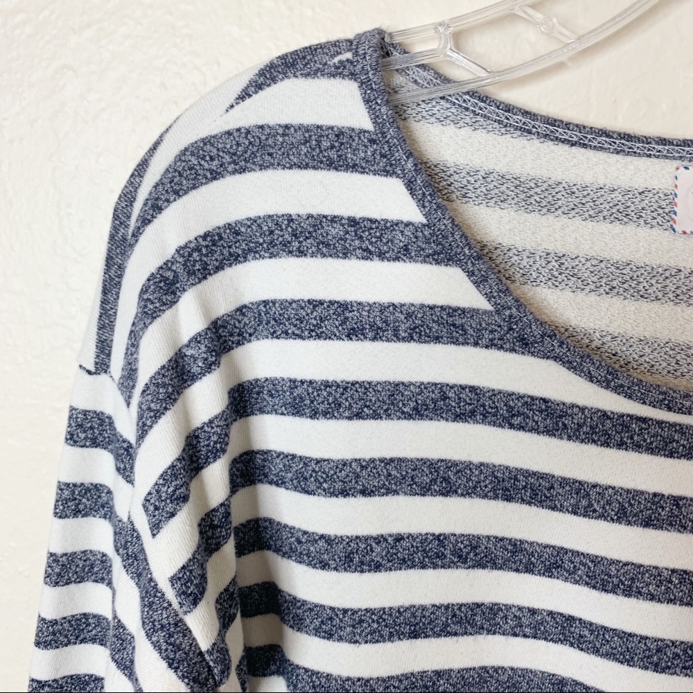 ANTHROPOLOGIE | Postmark - Picture 3 of 7
